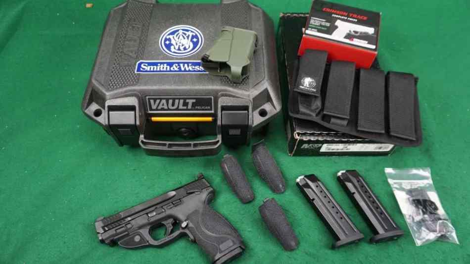 S&amp;W Smith M&amp;P9 M&amp;P 9 2.0 9mm 4.25