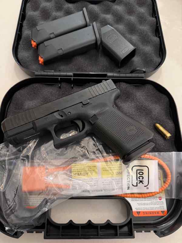 Brand new G43x MOS  with holster
