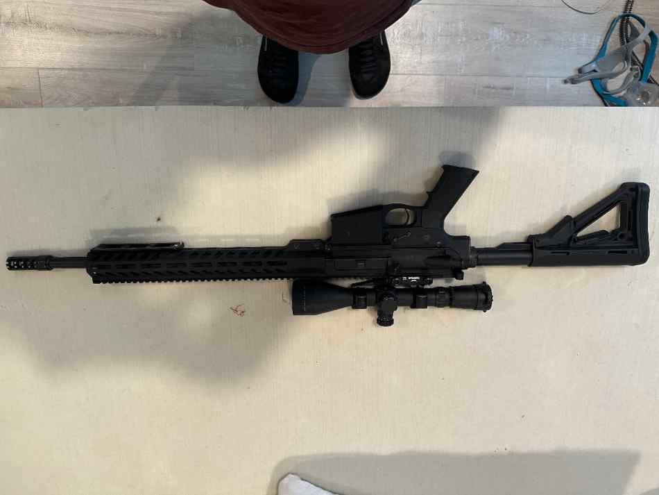 AR10